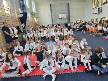 50fe0710-5e49-42f3-af16-71a69fe69112