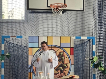 4e69472e-7379-40af-9ac0-8e60f218ee42