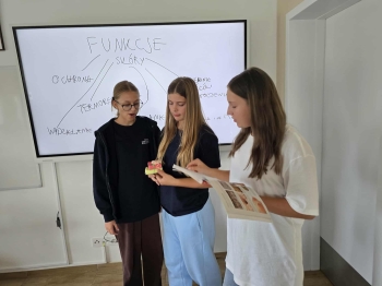 3e5c314c-67fd-4c6d-bbea-d5b0683a5ac1