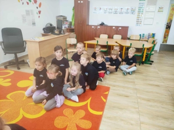 5ce270af-5fc9-4ee0-bb7d-13fa39ce64d4