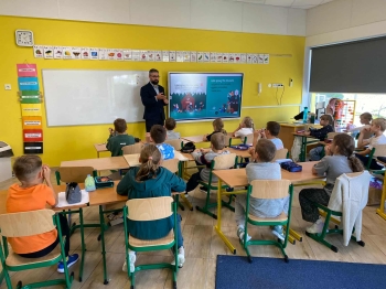 8feefb77-d319-45f5-a3d6-c3f817a2a5ac