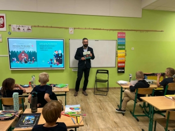 779a973e-3766-456c-910e-9b6e2603ac08 (1)