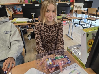 e742c21c-5311-4f83-ba88-7ca16c039313