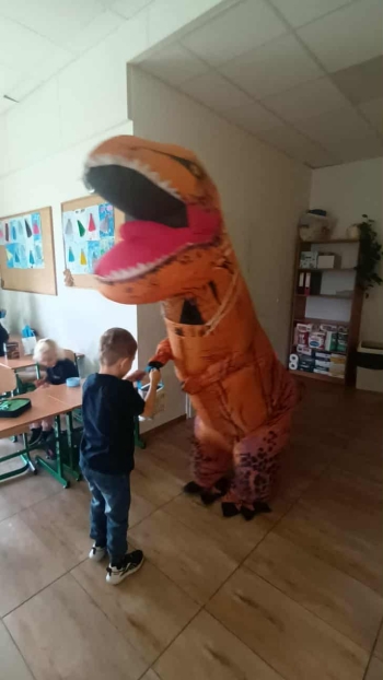 72a823ff-c167-440e-b338-619abb5d533a