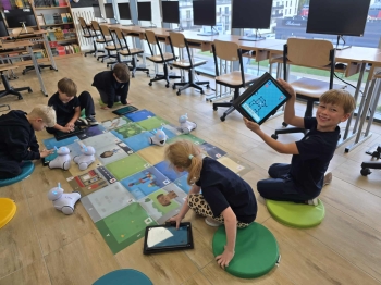 232ea6c3-33f4-4a79-8e6a-7138c0ab66d9