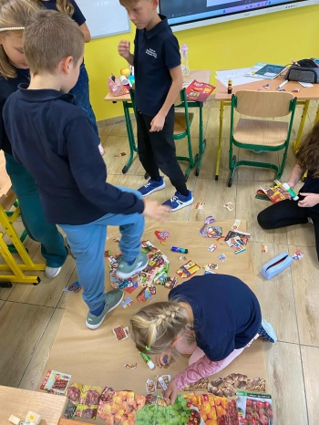 087bbef8-1eb8-4b87-9ac8-a14f407dad5b