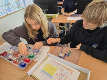 34516dbd-1464-411b-a4d0-865976331677