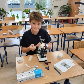 76d1ee2a-7b4a-4f9c-90e5-71f16e6b4170