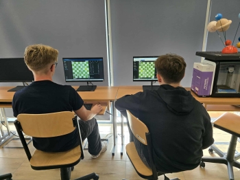 041d37fc-a182-4e13-8c7c-2d510257c665