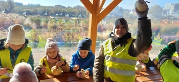 b5d09370-d0ab-4cd0-9d28-4c75e42422a2