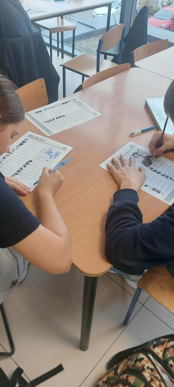 2761b851-059c-4180-8915-9673dcec303e