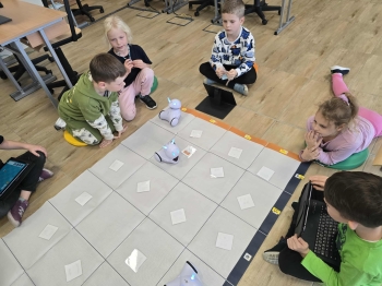 583b56bf-ad6a-4a52-b69c-d7eda742e1a0