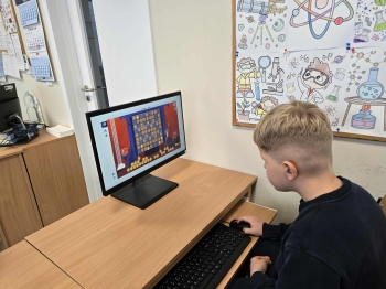 05f3b1bd-e2eb-4612-889f-1d37a7af5ca5