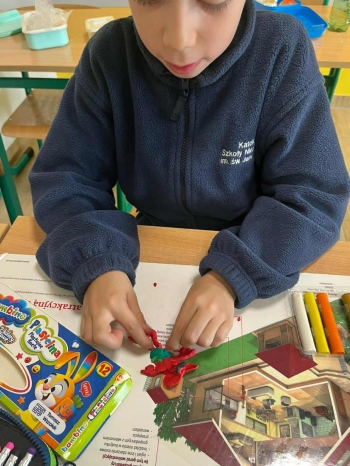 d33b8b72-60b6-420c-b299-c3d85224a400