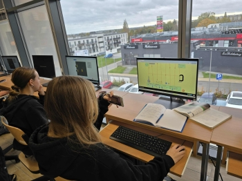 1cea40a9-f71e-431b-94a8-7ad51d84951d