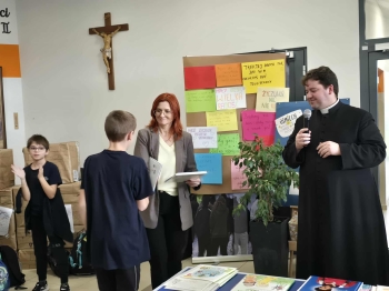 bc904a6b-2102-4d09-baf3-6e5779593411