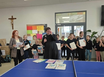 30ec91de-51cd-4702-bdf1-7e133344f21f