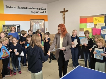 db929b57-baaa-456f-8ef6-ceb372d091e4