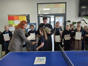 fbf248c5-f8c1-4024-8c08-08526ac7de97