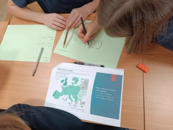 7a443692-f1bc-406d-ba6d-ead1133f5abd