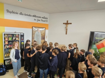 783d956e-4bf8-4317-951b-12c31874ef0c