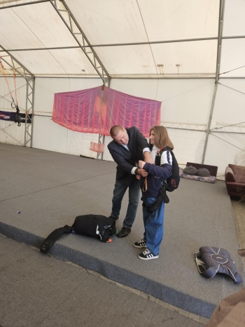 9d291698-f9f1-47a9-8dd4-08df54b04e5c