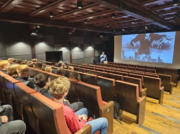 f8e61eeb-483c-4bb6-bd33-aba19b2a46e0