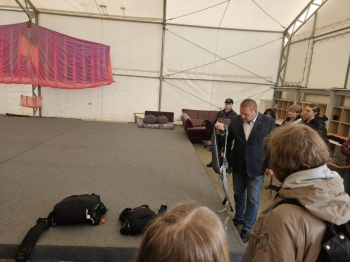 54575372-a41b-440a-be59-de2e49d5eaf4