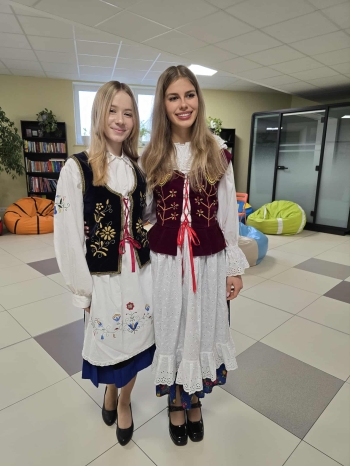 bdd70edf-aec7-4d64-9cd7-eb55fbd65959