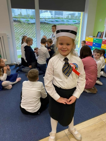 4c6cd07d-3d13-4043-a029-da1d2e135bf4