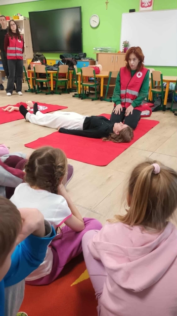 b7becf17-6535-4101-b536-ad47921cdfe3