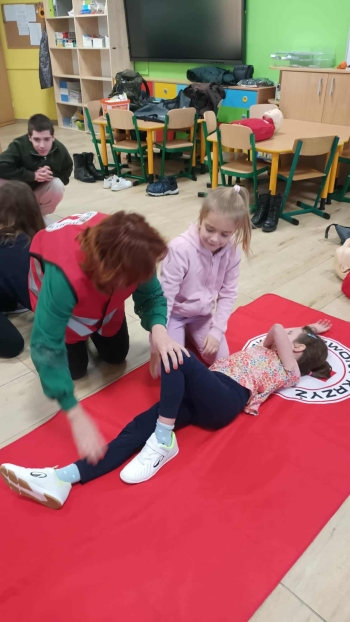 2eed0f83-c0f8-4d2c-82b0-630e6d05e743