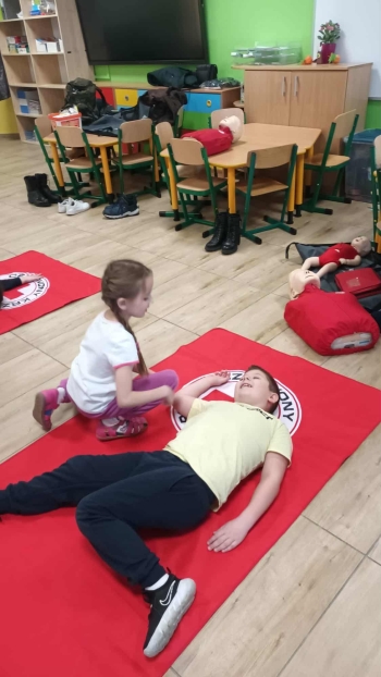 a7d4315a-19dd-49ae-a5c4-e8594ab1af84