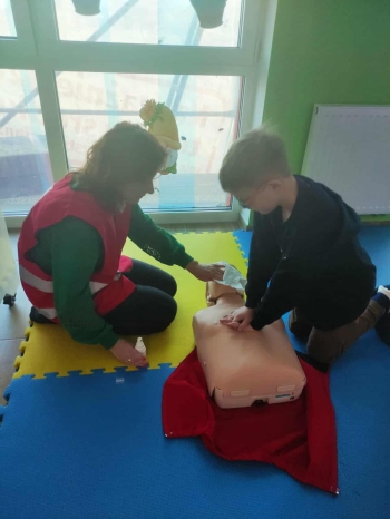 a7ca4e10-f61d-4a59-a998-be321f90b353