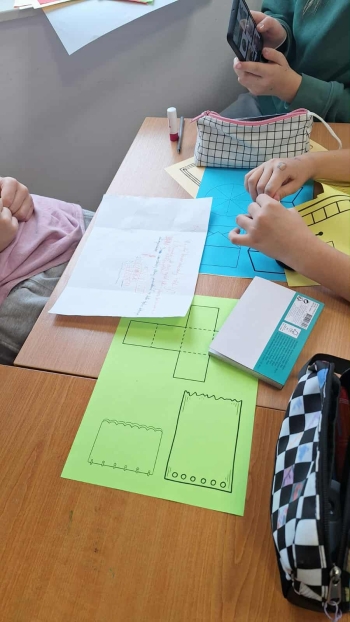 03232405-9b87-4cc9-a278-73a194eccdcb