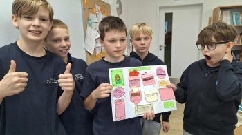 e33d111e-875e-4e4e-be84-b2e0376d5124