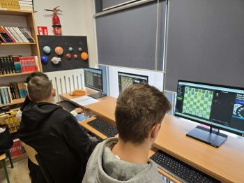 33caaff6-c8dd-475e-a632-1777c872b9e2