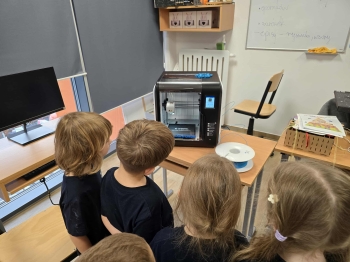 3af62cfa-3bcd-4128-9a9d-423560eaa58a