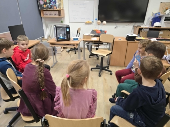 310a6469-b05e-48b4-ab54-e3f71e0293d4