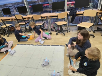 af3c45a4-0633-47ca-bb66-a4d0c05ef856