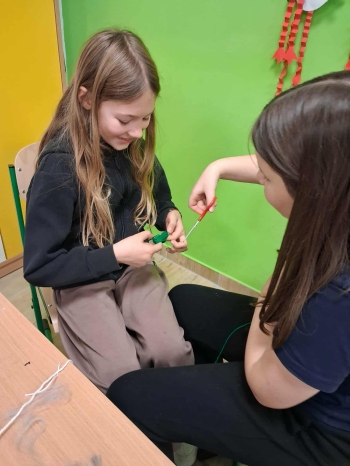 65ec07d9-99e9-43b6-ab98-d1ce4511f27e