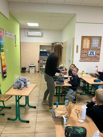 065aa121-7dbe-433c-ad48-34dc3975c0cc