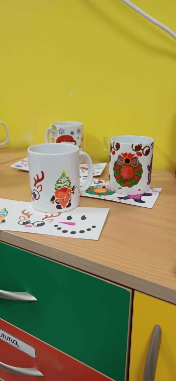 82f094fa-a4e5-4c2e-8feb-a0d1e1082045