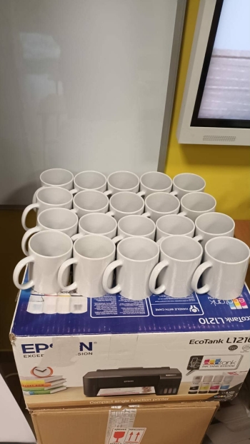 f3830204-3ae7-4548-8a6f-2989561a4eba