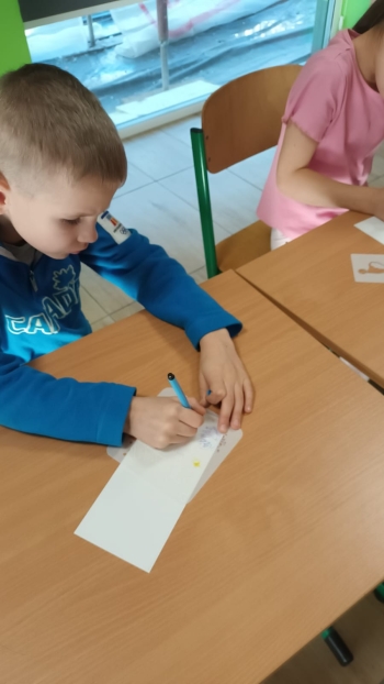 04a35a4e-44e3-4a54-b61e-1badabb57474