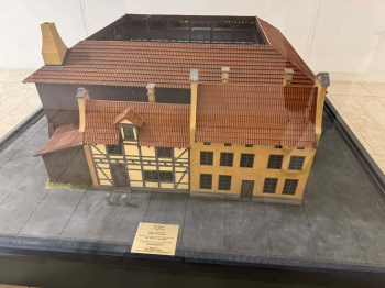 aae35a1a-1907-4c9e-b2cc-5a8056026ce6