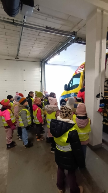 f185057e-6b82-471d-aed6-4ef874200b39