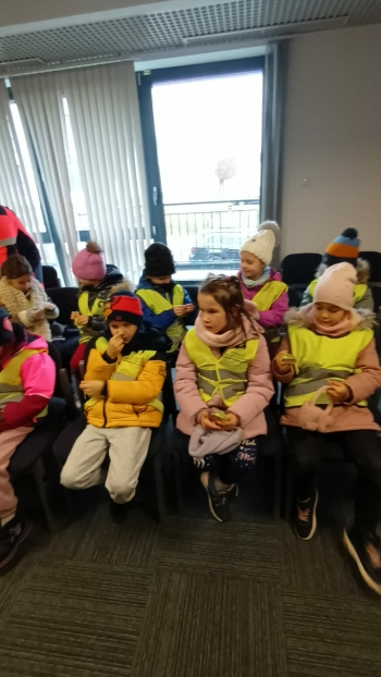 4f17082f-0a6e-4bc7-babb-1847da7ab4d4