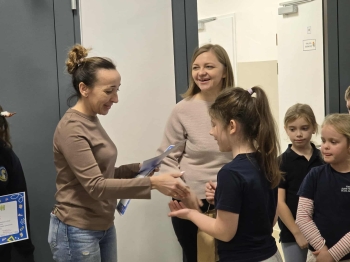 438e9597-2774-4f5a-9205-fe1b1be57998