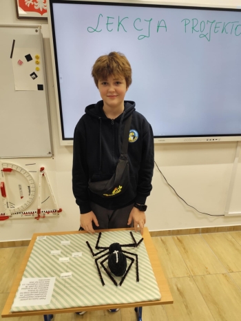 aa182edc-6786-40e9-81bb-aa79f6f29edd